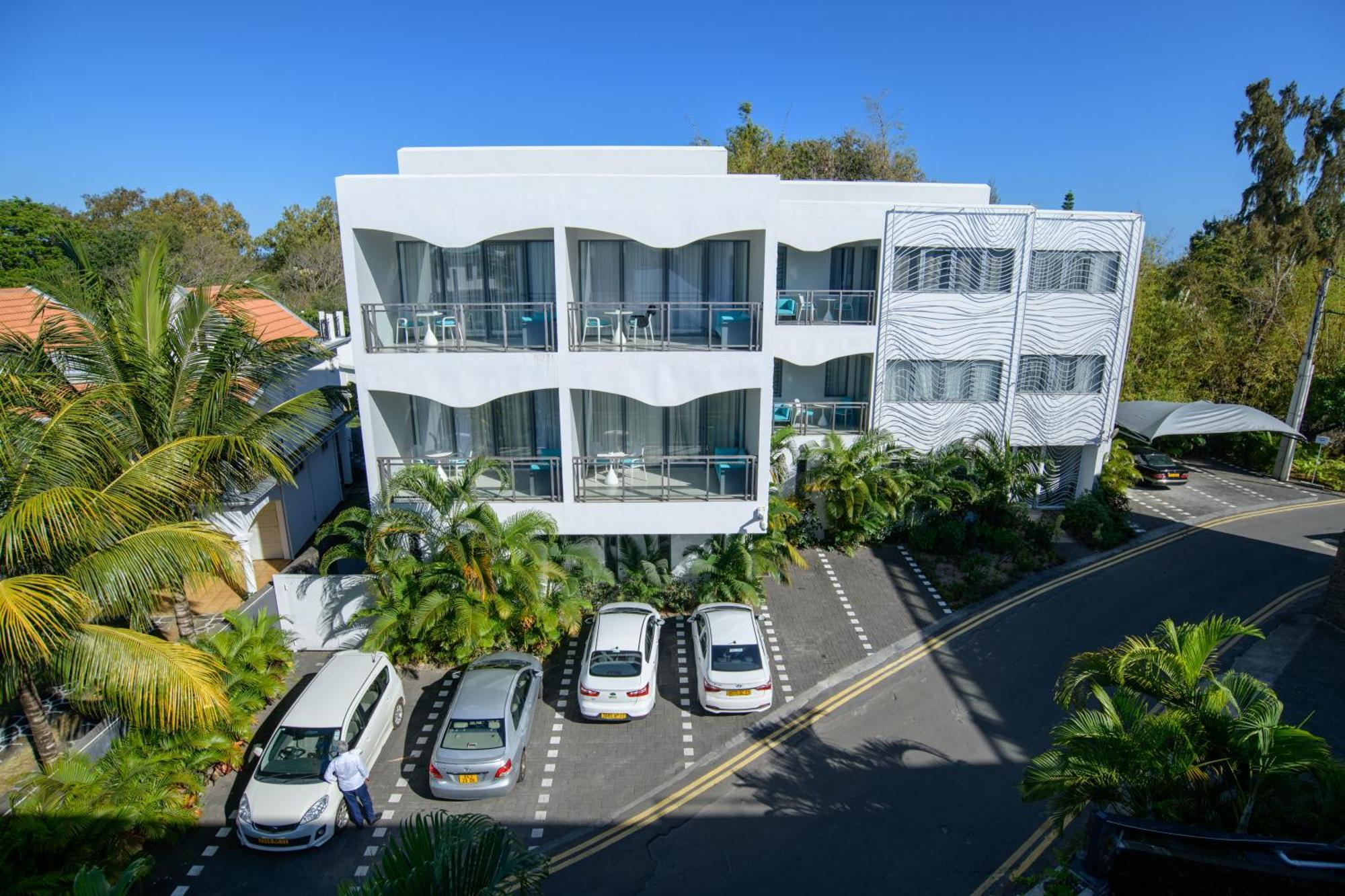 Baystone Boutique Hotel & Spa Grand Baie Exterior photo